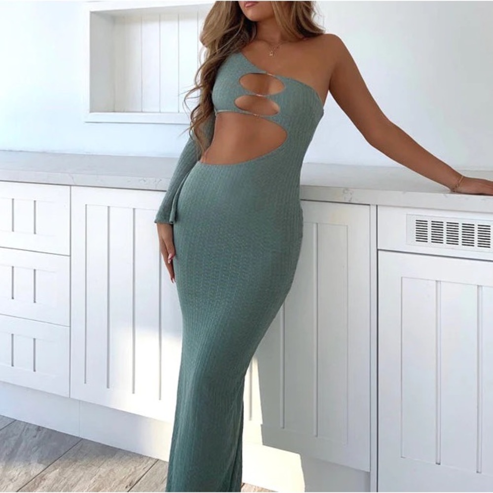 NWOT Outcast Clothing cali knit maxi dress sage